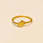 Elegant Gold Hoop Ring